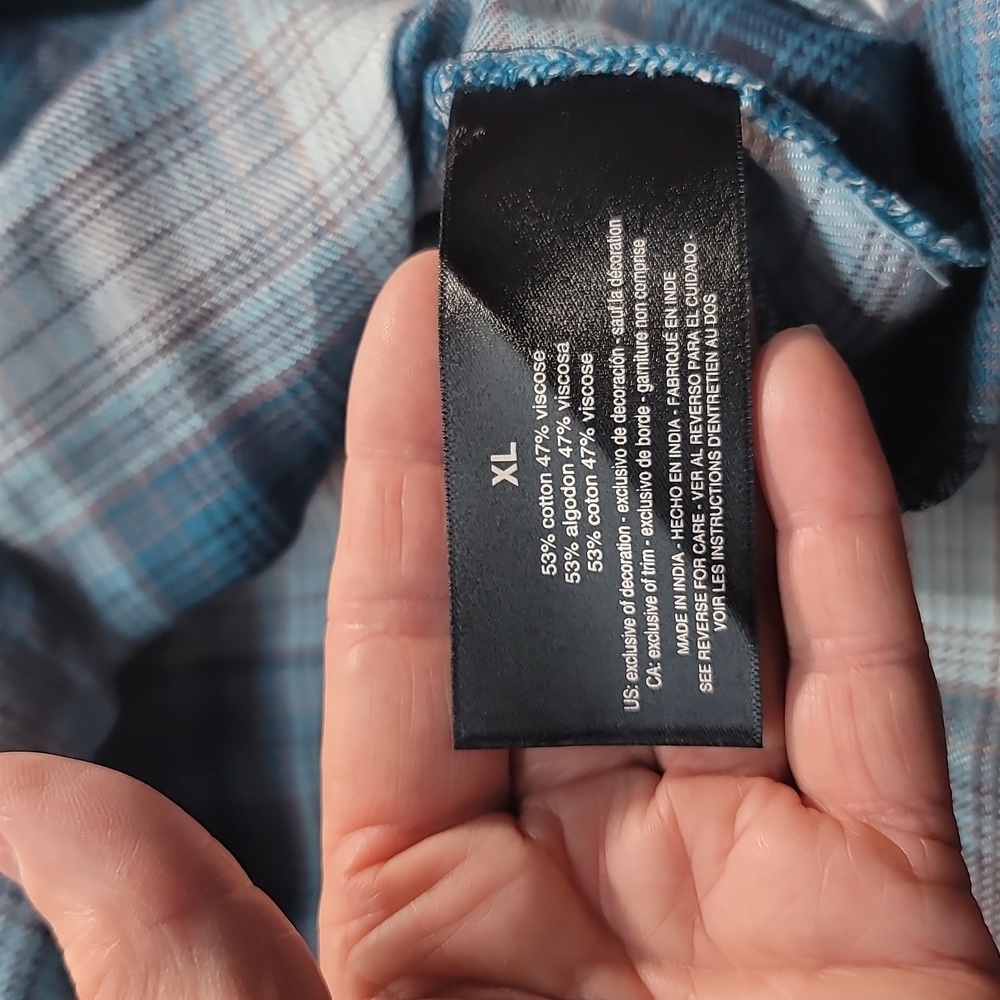 Gloria Vanderbilt Womens flannel shirt - Picture 9 of 11